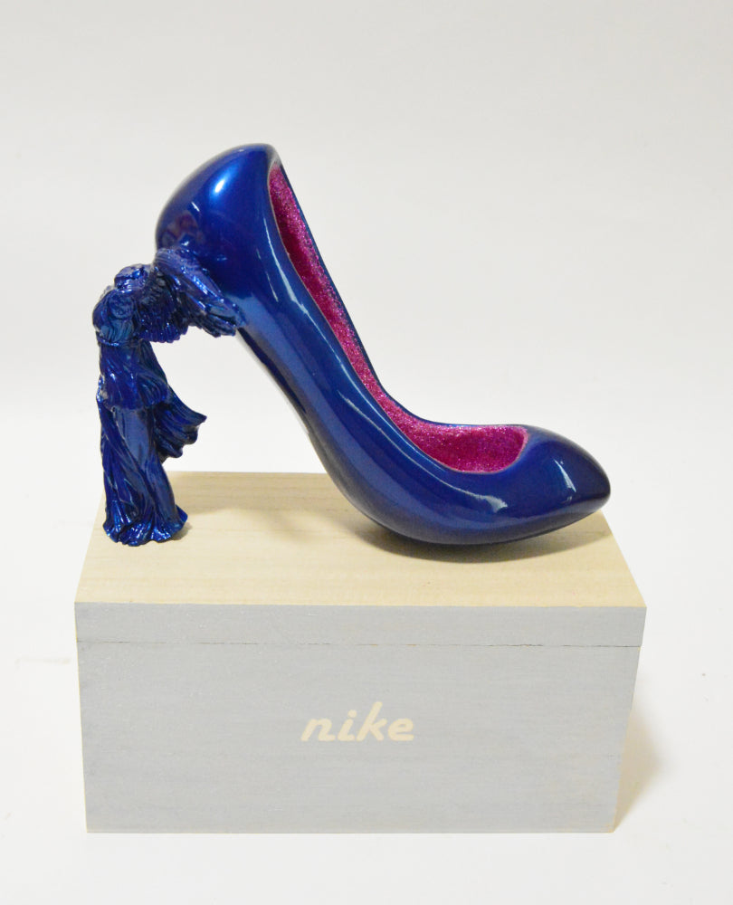 井口エリー　Nikeʼs Highheel　ニケのハイヒール　ブルーバージョン