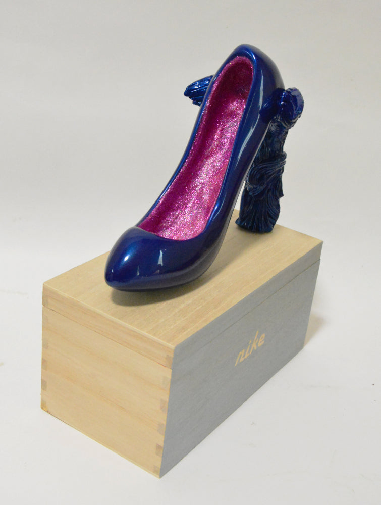 井口エリー　Nikeʼs Highheel　ニケのハイヒール　ブルーバージョン