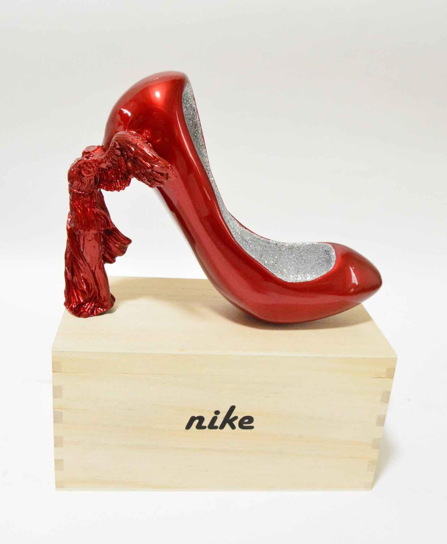 Eri Iguchi Nike's Highheel Red Version